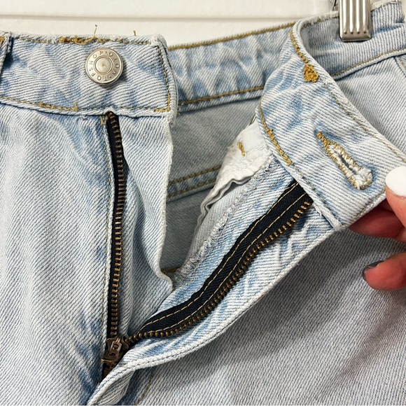 Topshop 4 High Waisted Floral Embroidered Frayed Hem Grunge Y2K Boho Mom Shorts - Picture 4 of 11